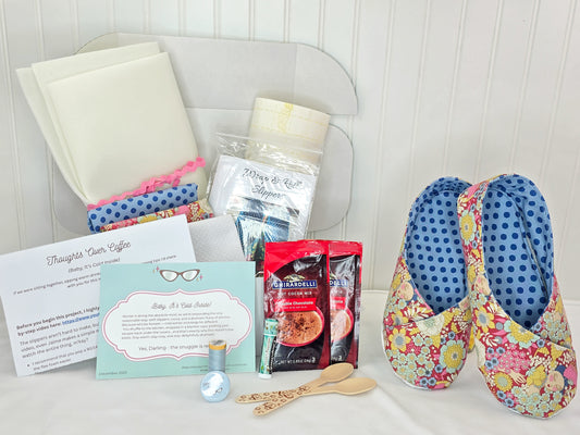 Makers Gotta Make Box ~ 'Baby, It's Cold Inside' {December 2025}